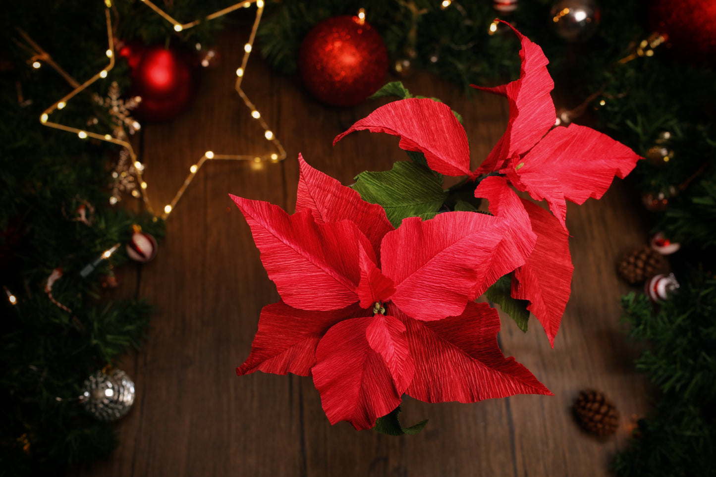 Paper Flowers: Poinsettias
