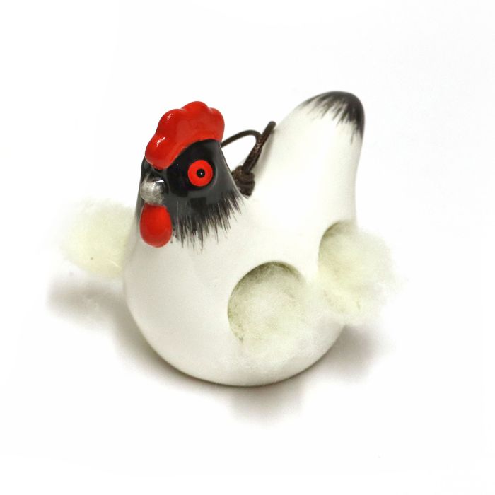 'Cluckie' Nester Ceramic Hen