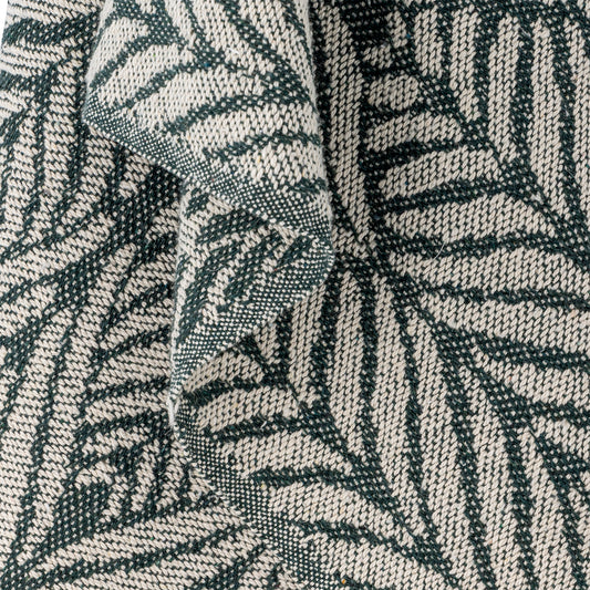 Ugento Throw