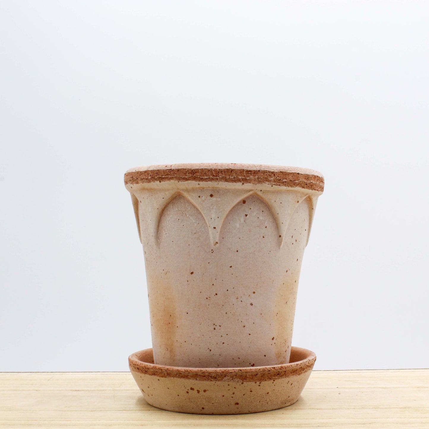 Elizabeth Terracotta Pot and Saucer - Raw Rosa 14cm