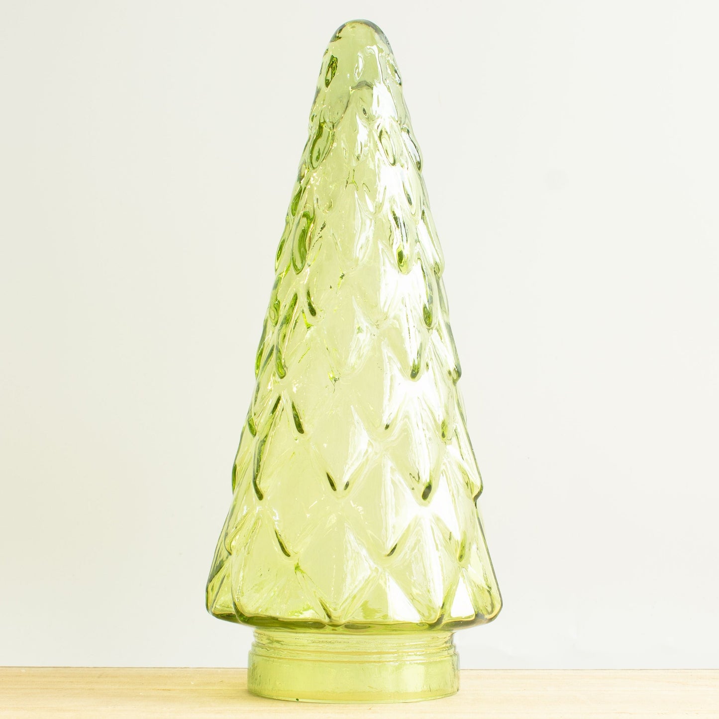 Glass Diamond Patter Tree Decoration - Green