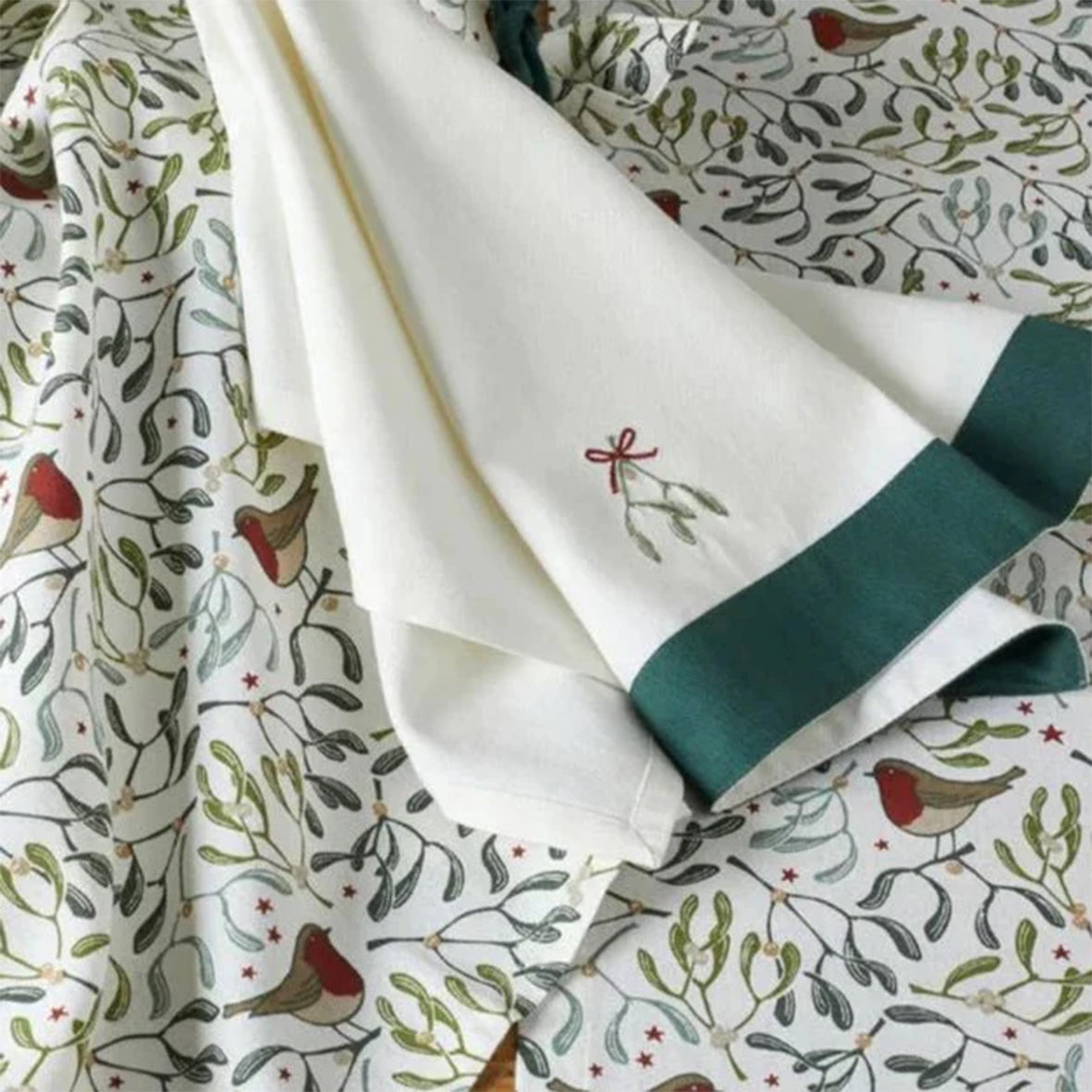 Robin & Mistletoe Set of Two Tea Towels